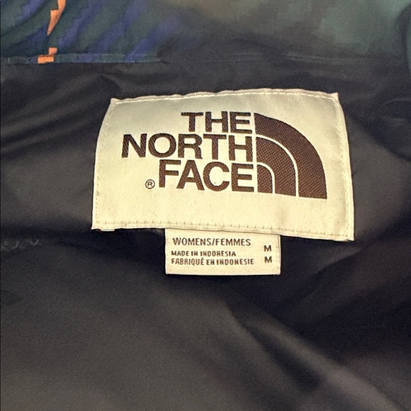 THE NORTH FACE Viral Printed 71 Sierra Down Short Jacket Size Medium - Picture 7 of 8